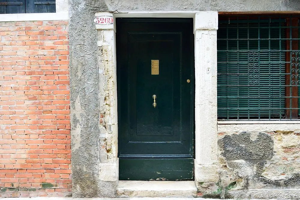 Optyflat Hotel Venice 0*,  Italy