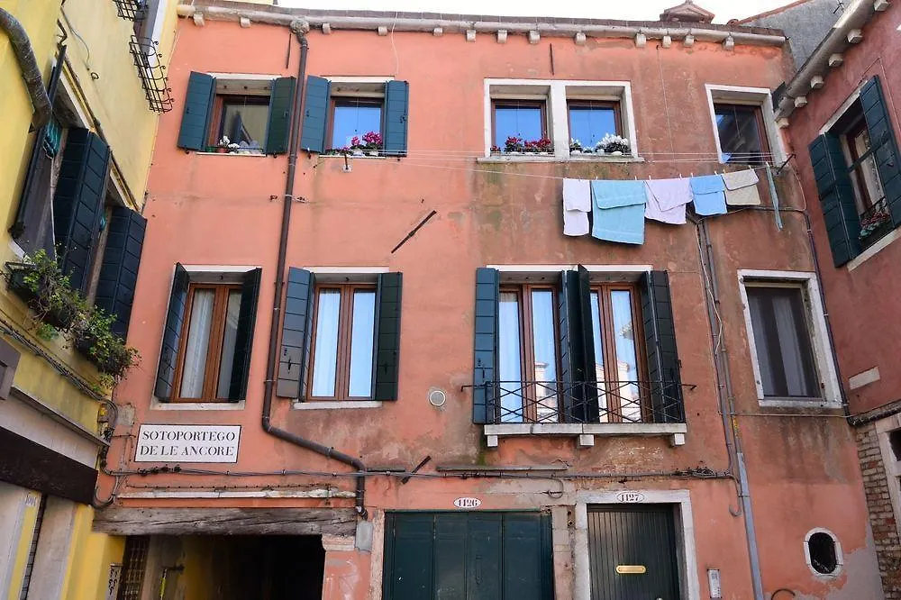 Optyflat Hotel Venice 0*,  Italy