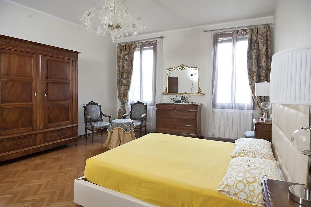Optyflat Hotel Venice