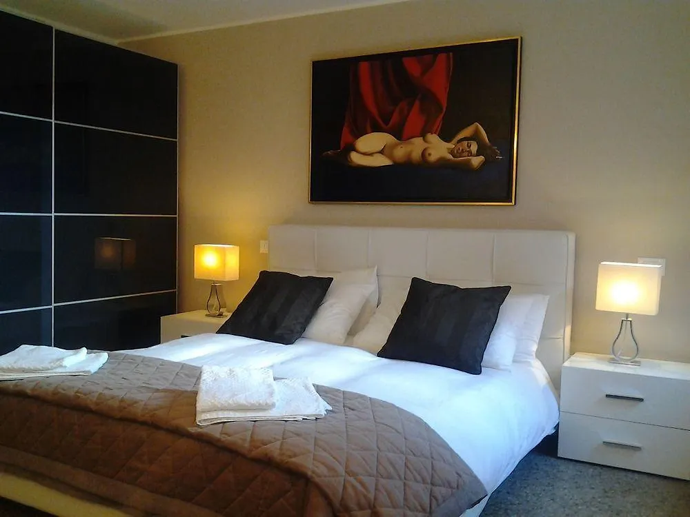 Optyflat Hotel Venice 0*,  Italy
